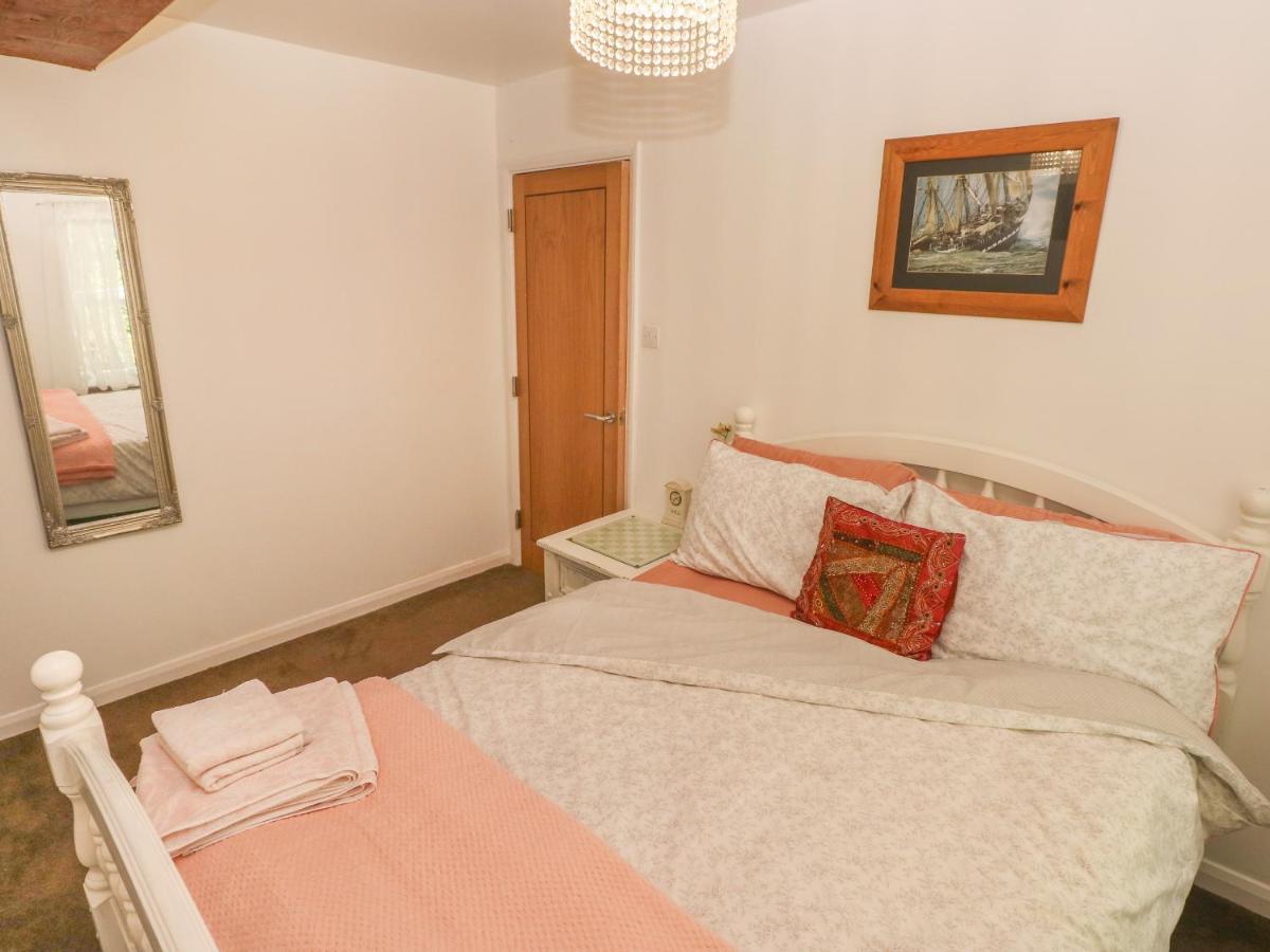 The Old Mill Villa Milford Haven Luaran gambar